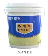 歐耐克界面劑的用途：主要用于大理石、墻面等光滑面粘貼前處理。歐耐克工程師曾做過實(shí)驗(yàn)，可以通過界面劑在玻璃上、瓷磚上貼瓷磚，粘接牢固，沒有掉磚情況。歐耐克界面劑產(chǎn)品包裝圖